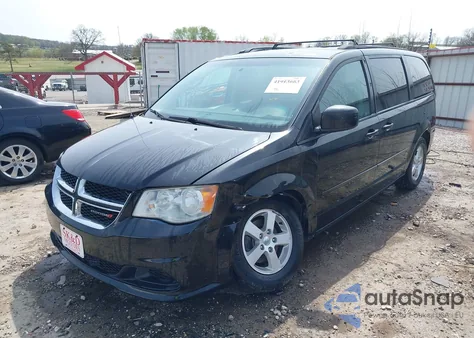 2013 Dodge Grand Caravan Sxt z USA, uszkodzony, nr VIN 2C4RDGCG5DR637409